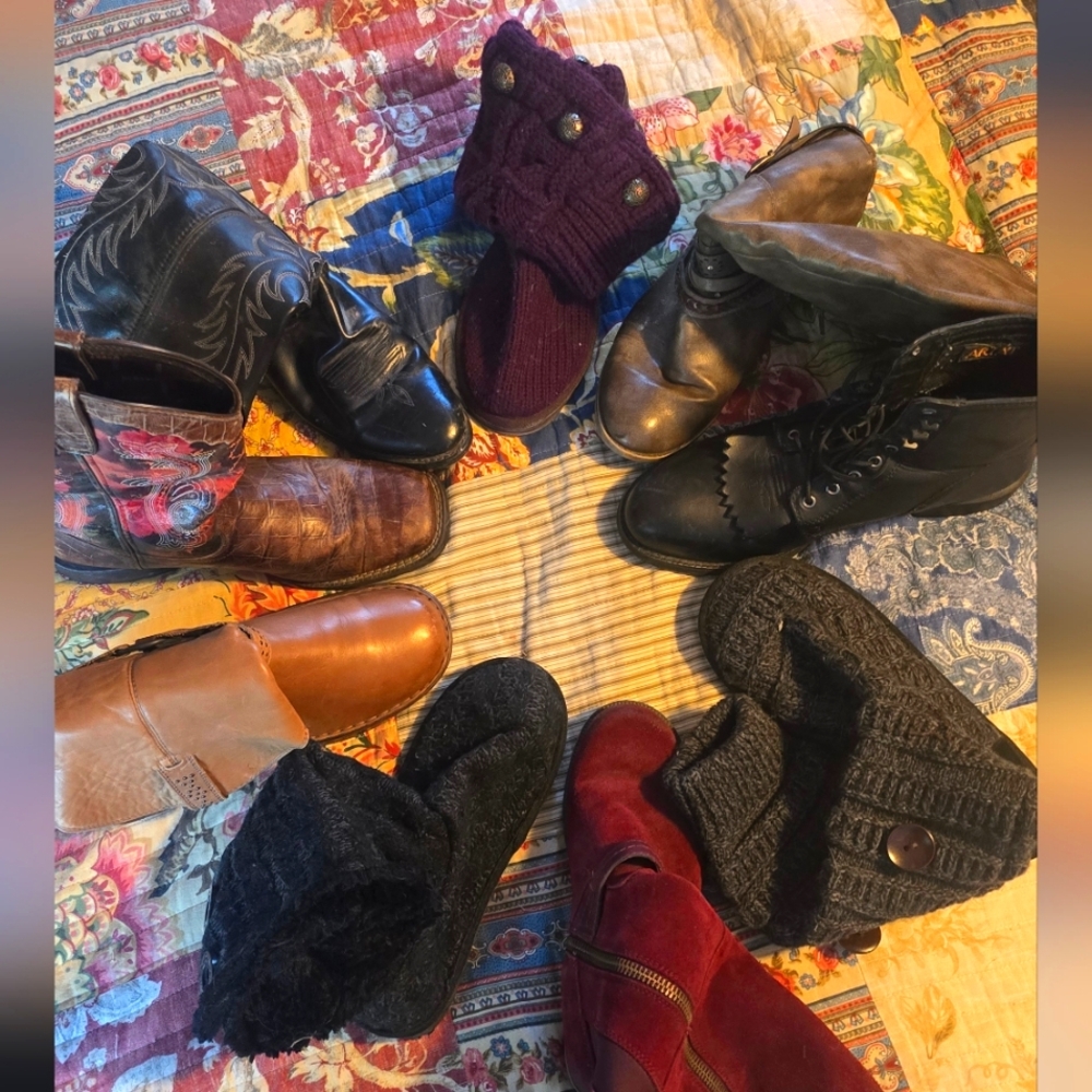 Durango Black and Brown Lace Up Boots for Versatile Style